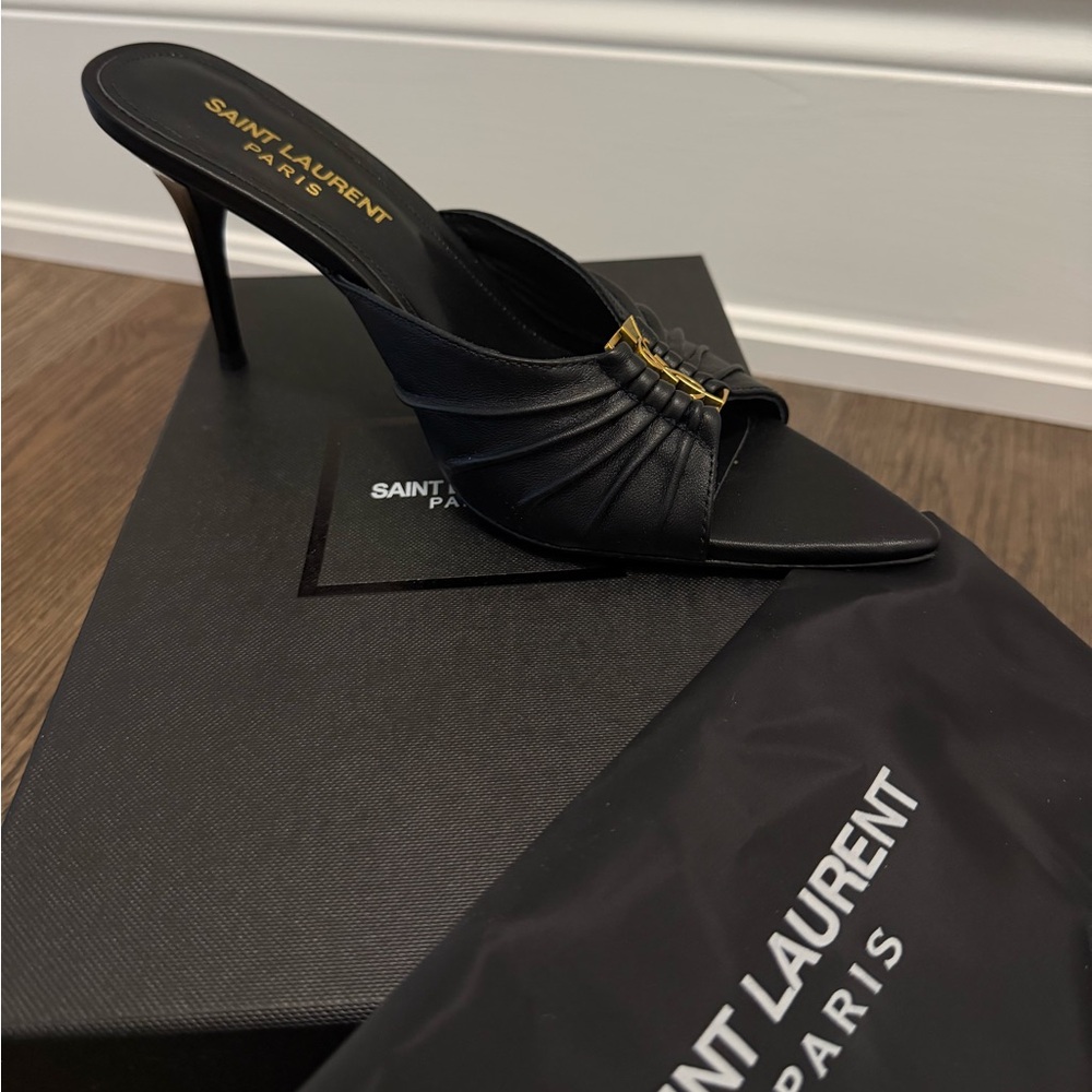 Saint Laurent Black Women's heels - Picture 3 of 13